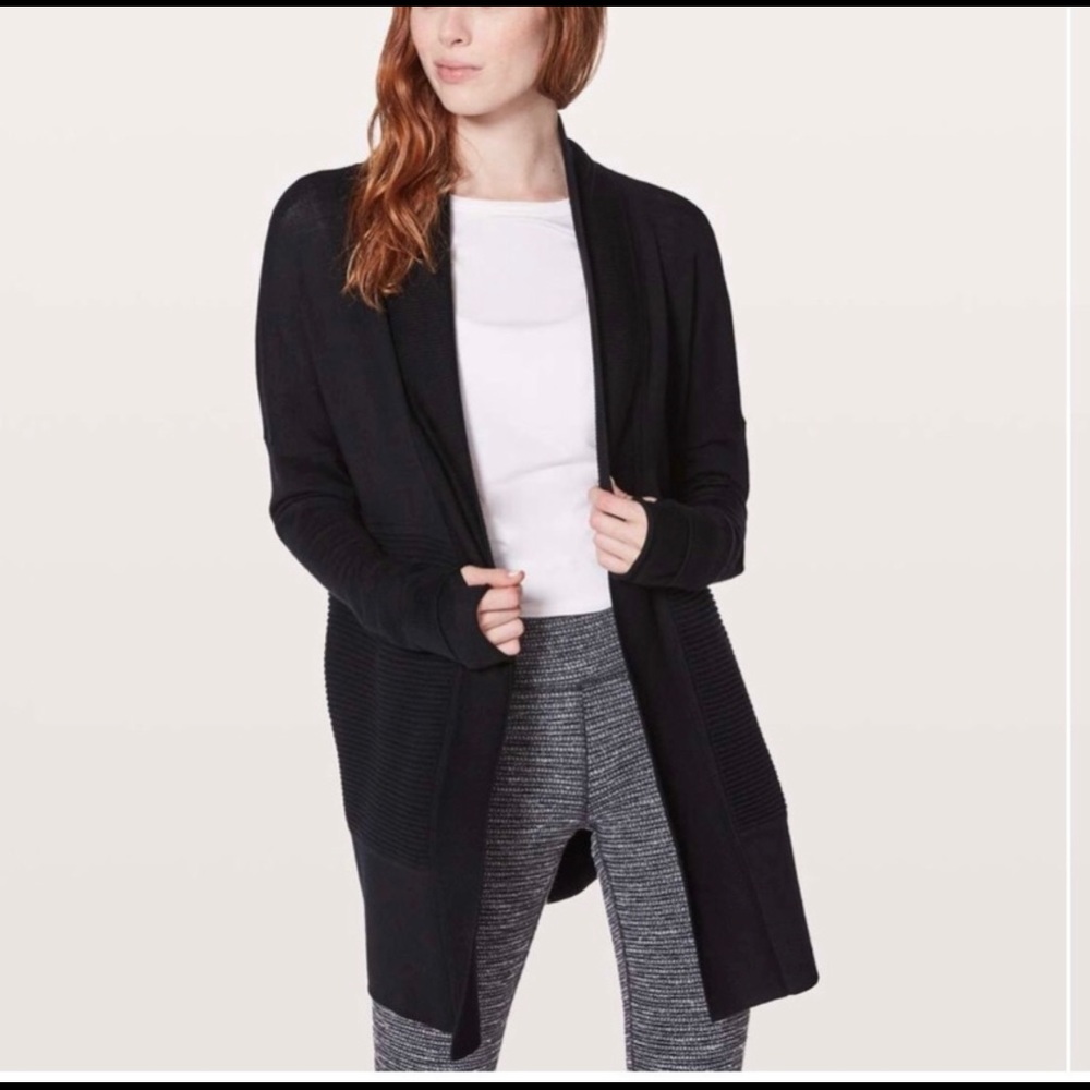 Lululemon athletica Sit in Lotus Wrap II